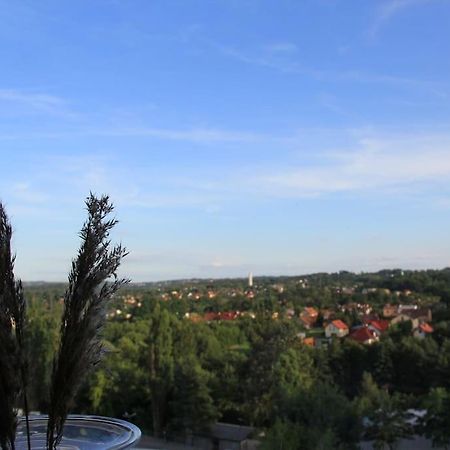Uroczy, Jasny Apartament Oraz Bezplatny Parking! Apartment Krakow Exterior photo